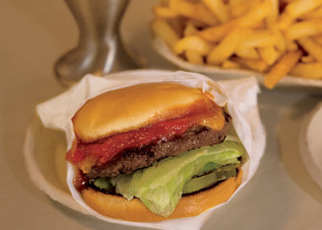 The Hickory Burger at Apple Pan. (Photo: Hamburger America Blog