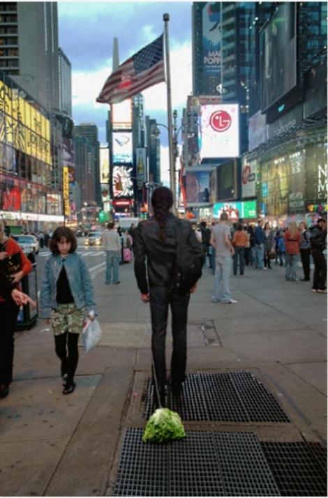 11_1---walking-the-cabbage-across-the-world-in-ny-_v2